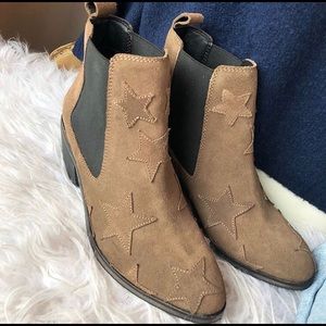 black and brown star booties